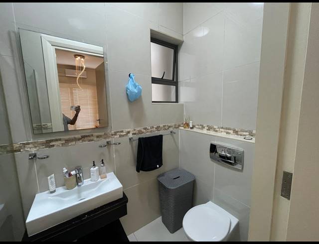 2 BEDROOM APARTMENT FOR SALE IN UMHLANGA RIDGE